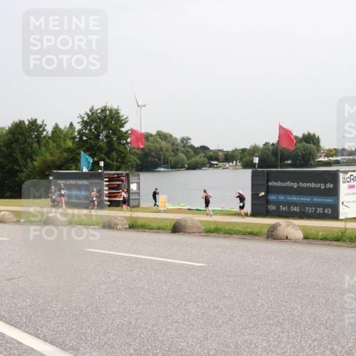 15.06.2025 - 27. Vierlanden-Triathlon H.Heesch http://msf.ph/oto/8014809 15.06.2025 11:16:22 Radfahren 794 meine-sportfotos.de