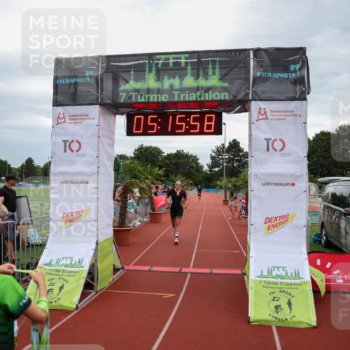 15.06.2025 - 7 Türme Triathlon Michael Strokosch http://msf.ph/oto/8014835 15.06.2025 15:15:57 Ziel 653 meine-sportfotos.de