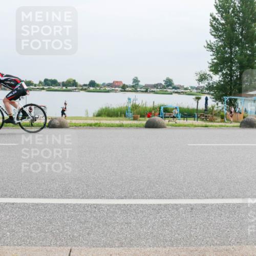 15.06.2025 - 27. Vierlanden-Triathlon H.Heesch http://msf.ph/oto/8014845 15.06.2025 11:12:10 Radfahren 231, 629 meine-sportfotos.de