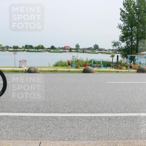 21.06.2025 - 27. Vierlanden-Triathlon H.Heesch http://msf.ph/oto/8014891 15.06.2025 11:51:06 Radfahren 782, 797, 946, 947 meine-sportfotos.de