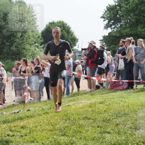 15.06.2025 - 27. Vierlanden-Triathlon KatJ http://msf.ph/oto/8014940 15.06.2025 10:15:20 Schwimmen 480, 507, 542, 555, 579, 587, 613, 631, 635 meine-sportfotos.de