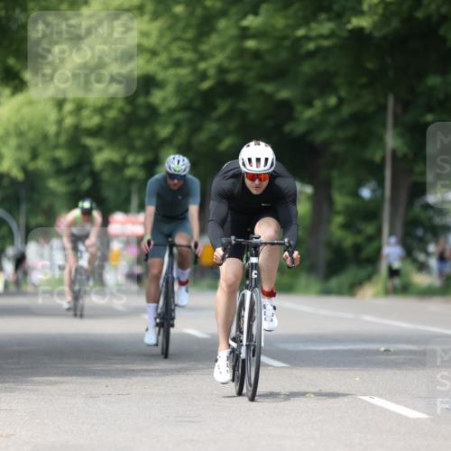 15.06.2025 - 7 Türme Triathlon Yannick Fuchs http://msf.ph/oto/8014974 15.06.2025 13:28:24 Radfahren 597, 649, 740, 792 meine-sportfotos.de
