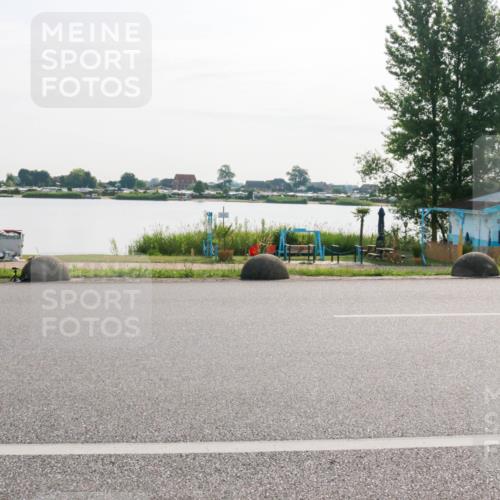 15.06.2025 - 27. Vierlanden-Triathlon H.Heesch http://msf.ph/oto/8015044 15.06.2025 09:03:27 Radfahren 17, 163 meine-sportfotos.de