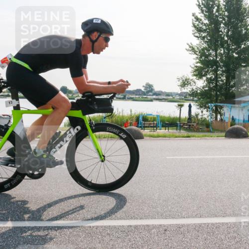 15.06.2025 - 27. Vierlanden-Triathlon H.Heesch http://msf.ph/oto/8015060 15.06.2025 09:03:27 Radfahren 17, 163 meine-sportfotos.de