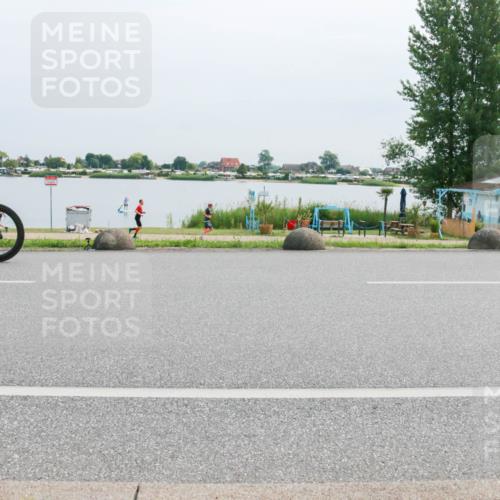 15.06.2025 - 27. Vierlanden-Triathlon H.Heesch http://msf.ph/oto/8015069 15.06.2025 11:12:24 Radfahren 222, 235, 637, 699, 854 meine-sportfotos.de