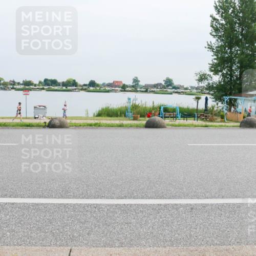 15.06.2025 - 27. Vierlanden-Triathlon H.Heesch http://msf.ph/oto/8015127 15.06.2025 11:12:28 Radfahren 222, 637, 699, 810 meine-sportfotos.de