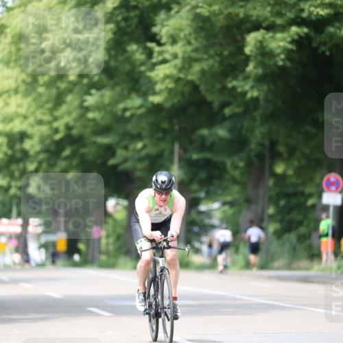 15.06.2025 - 7 Türme Triathlon Yannick Fuchs http://msf.ph/oto/8015157 15.06.2025 13:28:27 Radfahren 597, 649, 740, 792 meine-sportfotos.de