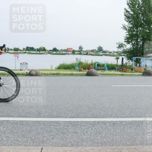 21.06.2025 - 27. Vierlanden-Triathlon H.Heesch http://msf.ph/oto/8015158 15.06.2025 11:52:39 Radfahren 663, 785, 789, 856, 963 meine-sportfotos.de