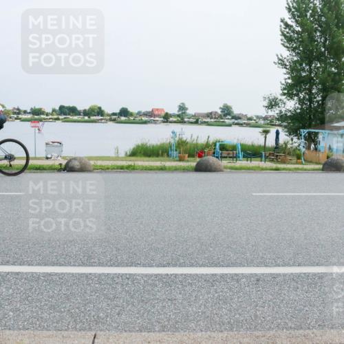 21.06.2025 - 27. Vierlanden-Triathlon H.Heesch http://msf.ph/oto/8015181 15.06.2025 11:52:42 Radfahren 201, 663, 672, 785, 789, 963 meine-sportfotos.de