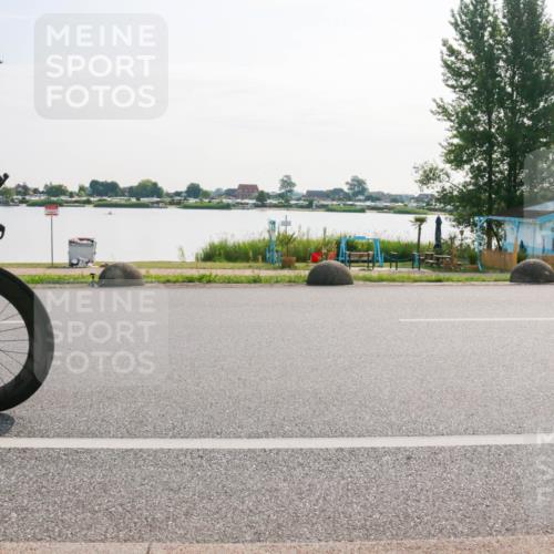 15.06.2025 - 27. Vierlanden-Triathlon H.Heesch http://msf.ph/oto/8015215 15.06.2025 09:06:10 Radfahren 37 meine-sportfotos.de