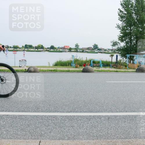 21.06.2025 - 27. Vierlanden-Triathlon H.Heesch http://msf.ph/oto/8015228 15.06.2025 11:52:57 Radfahren 703, 791 meine-sportfotos.de