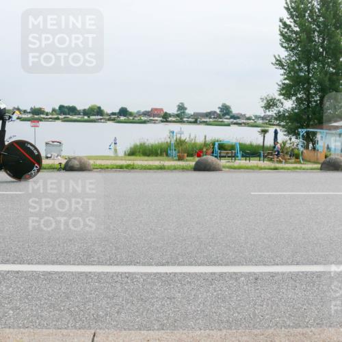 15.06.2025 - 27. Vierlanden-Triathlon H.Heesch http://msf.ph/oto/8015257 15.06.2025 11:13:04 Radfahren 778 meine-sportfotos.de