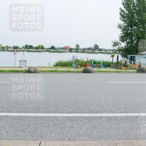 21.06.2025 - 27. Vierlanden-Triathlon H.Heesch http://msf.ph/oto/8015276 15.06.2025 11:53:12 Radfahren 687, 787, 921, 934 meine-sportfotos.de