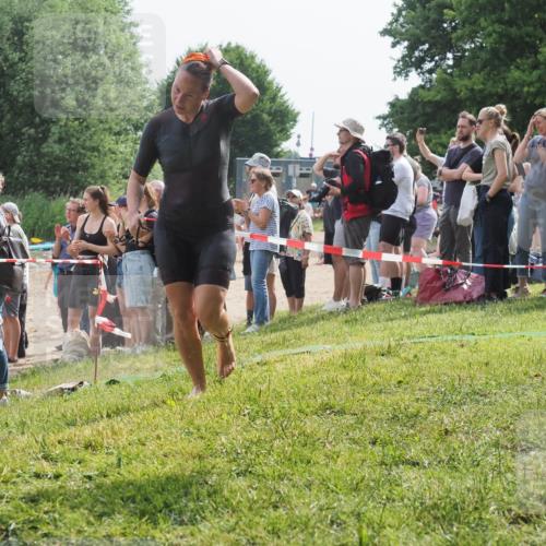 15.06.2025 - 27. Vierlanden-Triathlon KatJ http://msf.ph/oto/8015350 15.06.2025 10:15:31 Schwimmen 508, 511, 542, 554, 579, 613, 620, 631 meine-sportfotos.de