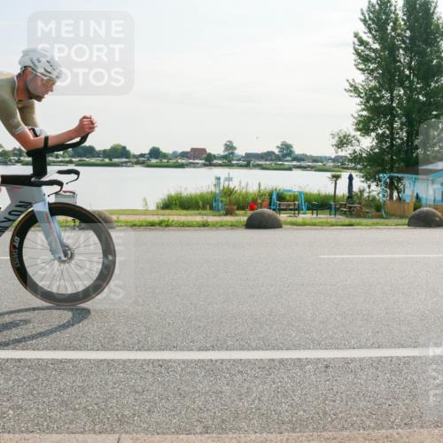 15.06.2025 - 27. Vierlanden-Triathlon H.Heesch http://msf.ph/oto/8015358 15.06.2025 09:08:34 Radfahren 50, 78 meine-sportfotos.de