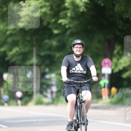 15.06.2025 - 7 Türme Triathlon Yannick Fuchs http://msf.ph/oto/8015406 15.06.2025 13:28:38 Radfahren 636, 767, 896 meine-sportfotos.de
