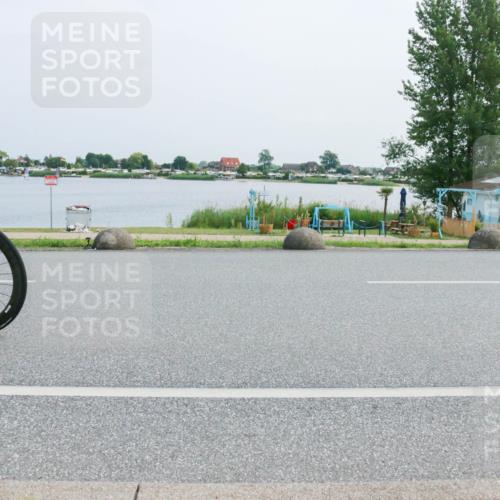 21.06.2025 - 27. Vierlanden-Triathlon H.Heesch http://msf.ph/oto/8015421 15.06.2025 11:54:02 Radfahren 754 meine-sportfotos.de