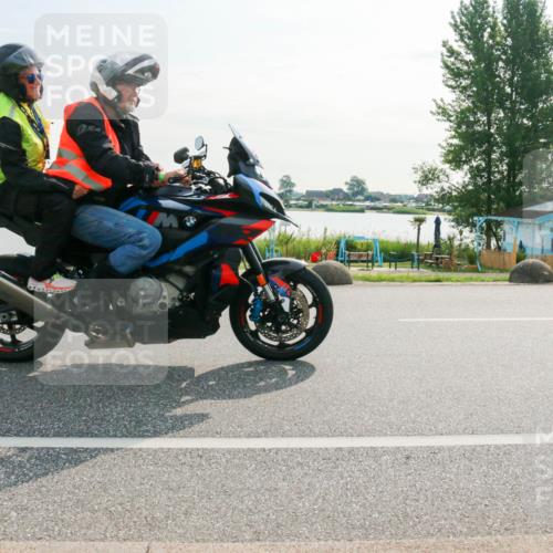 15.06.2025 - 27. Vierlanden-Triathlon H.Heesch http://msf.ph/oto/8015456 15.06.2025 09:08:59 Radfahren 15, 87 meine-sportfotos.de