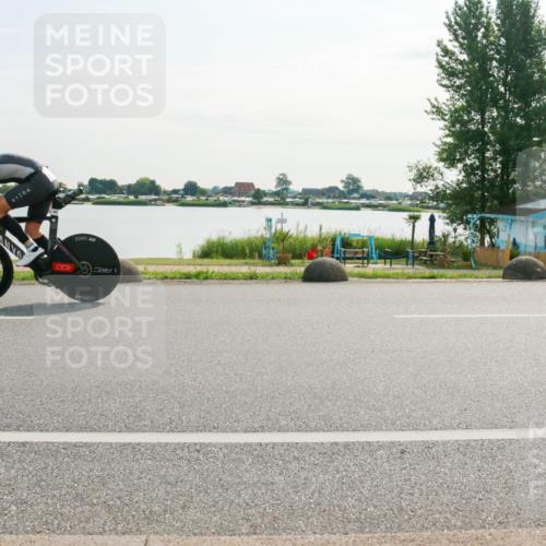 15.06.2025 - 27. Vierlanden-Triathlon H.Heesch http://msf.ph/oto/8015461 15.06.2025 09:09:01 Radfahren 87 meine-sportfotos.de
