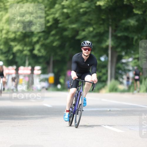 15.06.2025 - 7 Türme Triathlon Yannick Fuchs http://msf.ph/oto/8015480 15.06.2025 13:28:40 Radfahren 636, 767, 896 meine-sportfotos.de