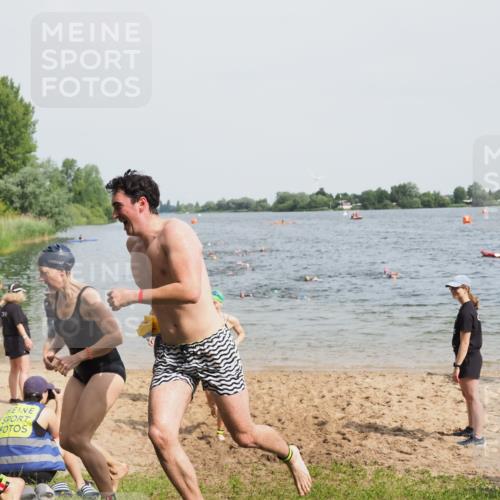 21.06.2025 - 27. Vierlanden-Triathlon MichiJ http://msf.ph/oto/8015486 15.06.2026 10:16:31 Schwimmen 487, 491, 494, 499, 526, 549, 574, 614, 634 meine-sportfotos.de