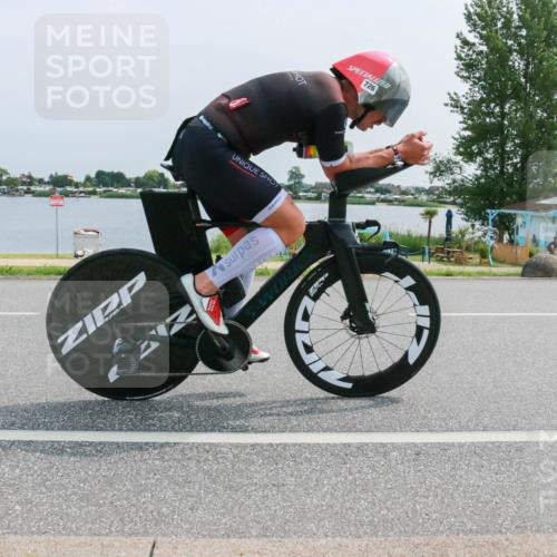 21.06.2025 - 27. Vierlanden-Triathlon H.Heesch http://msf.ph/oto/8015527 15.06.2025 11:54:25 Radfahren 726, 753, 816 meine-sportfotos.de