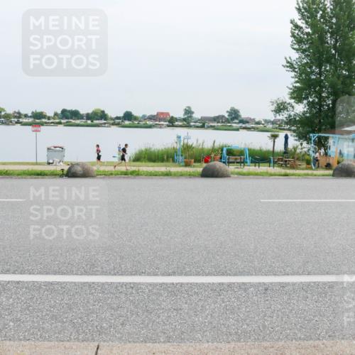 15.06.2025 - 27. Vierlanden-Triathlon H.Heesch http://msf.ph/oto/8015539 15.06.2025 11:13:25 Radfahren 9, 134, 223, 837 meine-sportfotos.de