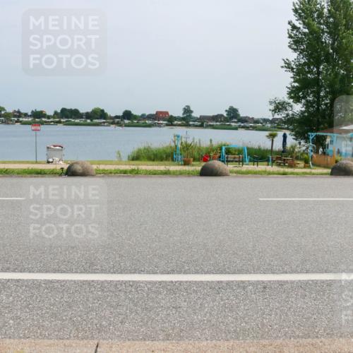 21.06.2025 - 27. Vierlanden-Triathlon H.Heesch http://msf.ph/oto/8015575 15.06.2025 11:55:00 Radfahren 836, 846, 857 meine-sportfotos.de