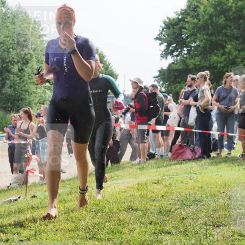 15.06.2025 - 27. Vierlanden-Triathlon KatJ http://msf.ph/oto/8015604 15.06.2025 10:15:38 Schwimmen 508, 509, 511, 554, 620 meine-sportfotos.de
