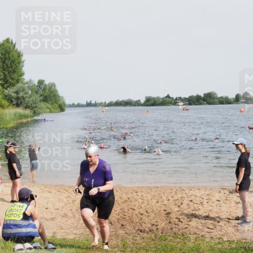 21.06.2025 - 27. Vierlanden-Triathlon MichiJ http://msf.ph/oto/8015605 15.06.2026 10:16:34 Schwimmen 487, 491, 499, 549, 574, 614, 634 meine-sportfotos.de