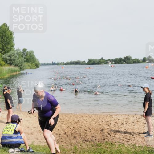 21.06.2025 - 27. Vierlanden-Triathlon MichiJ http://msf.ph/oto/8015615 15.06.2026 10:16:34 Schwimmen 487, 491, 499, 549, 574, 614, 634 meine-sportfotos.de