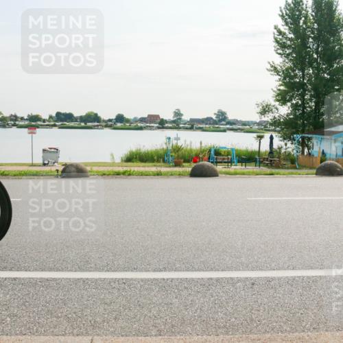 15.06.2025 - 27. Vierlanden-Triathlon H.Heesch http://msf.ph/oto/8015642 15.06.2025 09:10:30 Radfahren 25, 83 meine-sportfotos.de