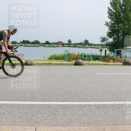 21.06.2025 - 27. Vierlanden-Triathlon H.Heesch http://msf.ph/oto/8015660 15.06.2025 11:55:16 Radfahren 203, 780, 799, 970 meine-sportfotos.de