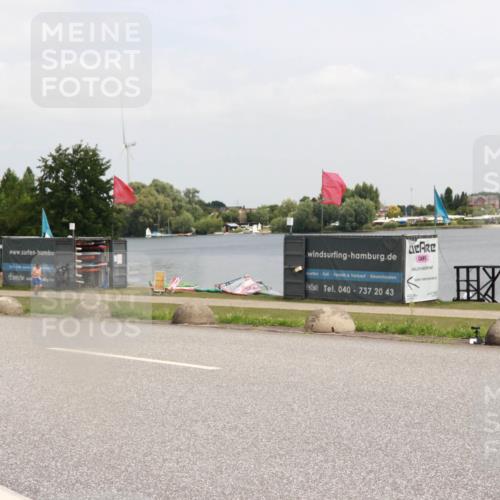 21.06.2025 - 27. Vierlanden-Triathlon H.Heesch http://msf.ph/oto/8015685 15.06.2025 12:04:04 Radfahren 735, 764, 775, 798, 858, 956 meine-sportfotos.de