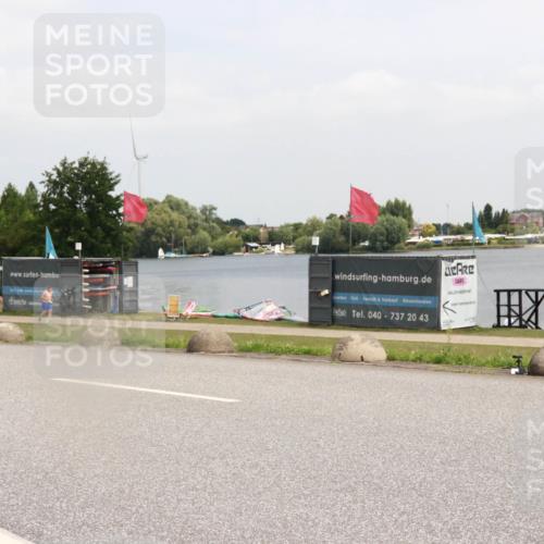 21.06.2025 - 27. Vierlanden-Triathlon H.Heesch http://msf.ph/oto/8015690 15.06.2025 12:04:04 Radfahren 735, 764, 775, 798, 858, 956 meine-sportfotos.de