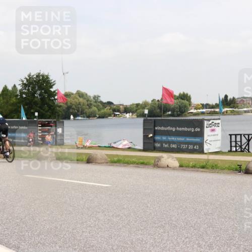 21.06.2025 - 27. Vierlanden-Triathlon H.Heesch http://msf.ph/oto/8015728 15.06.2025 12:04:06 Radfahren 653, 735, 764, 775, 798, 858, 956 meine-sportfotos.de