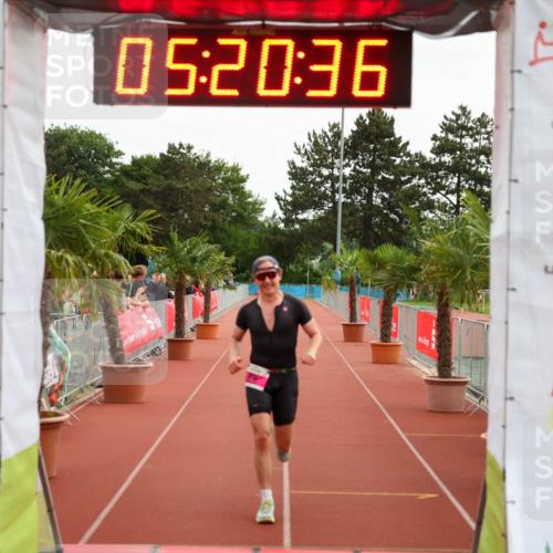 15.06.2025 - 7 Türme Triathlon Michael Strokosch http://msf.ph/oto/8015732 15.06.2025 15:20:36 Ziel 315 meine-sportfotos.de