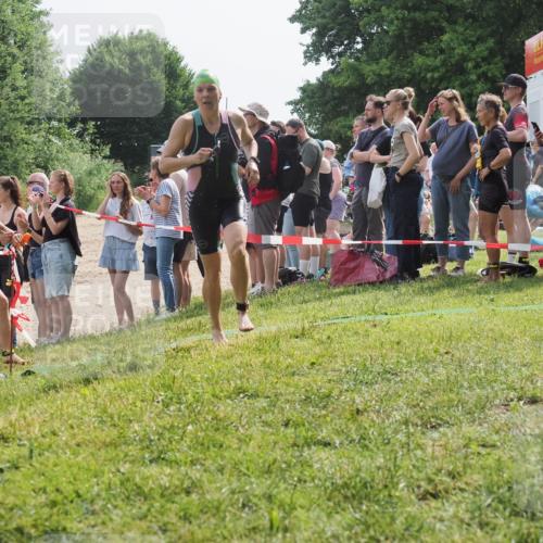 15.06.2025 - 27. Vierlanden-Triathlon KatJ http://msf.ph/oto/8015743 15.06.2025 10:15:44 Schwimmen 483, 508, 509, 511, 564, 590, 620 meine-sportfotos.de