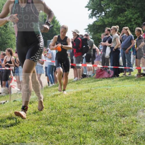 15.06.2025 - 27. Vierlanden-Triathlon KatJ http://msf.ph/oto/8015782 15.06.2025 10:15:46 Schwimmen 483, 509, 511, 564, 577, 590, 630 meine-sportfotos.de