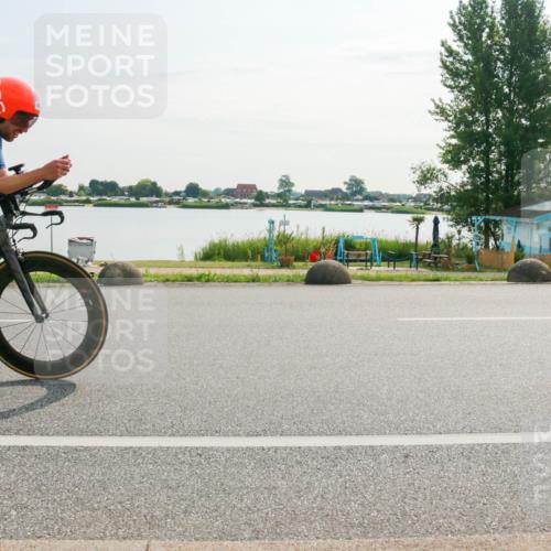 15.06.2025 - 27. Vierlanden-Triathlon H.Heesch http://msf.ph/oto/8015808 15.06.2025 09:11:10 Radfahren 61 meine-sportfotos.de