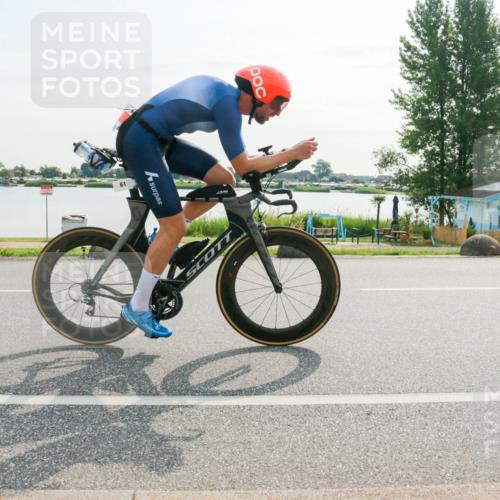 15.06.2025 - 27. Vierlanden-Triathlon H.Heesch http://msf.ph/oto/8015820 15.06.2025 09:11:10 Radfahren 61 meine-sportfotos.de