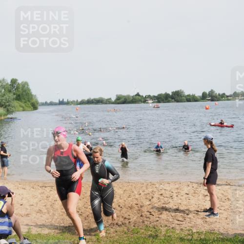 21.06.2025 - 27. Vierlanden-Triathlon MichiJ http://msf.ph/oto/8015866 15.06.2026 10:16:50 Schwimmen 484, 501, 516, 551, 566, 595, 604, 633 meine-sportfotos.de