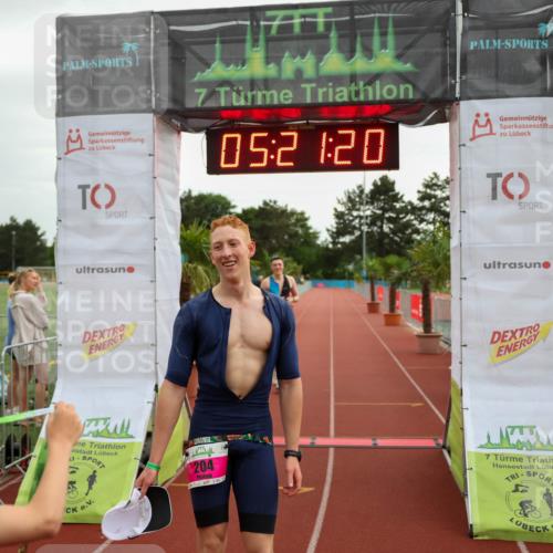 15.06.2025 - 7 Türme Triathlon Michael Strokosch http://msf.ph/oto/8015883 15.06.2025 15:21:20 Ziel 204, 236 meine-sportfotos.de