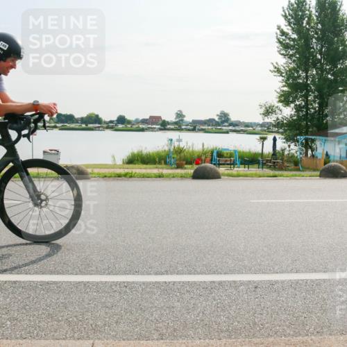 15.06.2025 - 27. Vierlanden-Triathlon H.Heesch http://msf.ph/oto/8015892 15.06.2025 09:11:26 Radfahren 149, 238 meine-sportfotos.de