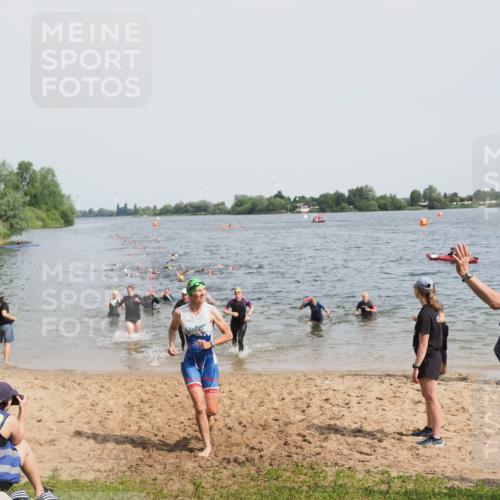21.06.2025 - 27. Vierlanden-Triathlon MichiJ http://msf.ph/oto/8015910 15.06.2026 10:16:52 Schwimmen 484, 501, 516, 551, 566, 595, 604, 633 meine-sportfotos.de