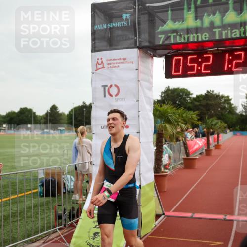 15.06.2025 - 7 Türme Triathlon Michael Strokosch http://msf.ph/oto/8015955 15.06.2025 15:21:23 Ziel 204, 236 meine-sportfotos.de