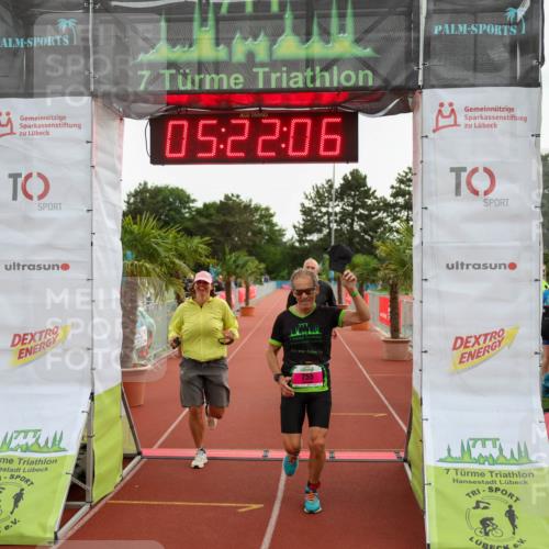15.06.2025 - 7 Türme Triathlon Michael Strokosch http://msf.ph/oto/8015984 15.06.2025 15:22:06 Ziel 255 meine-sportfotos.de