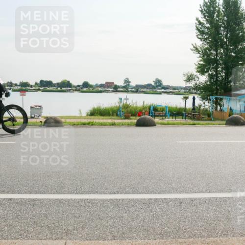 15.06.2025 - 27. Vierlanden-Triathlon H.Heesch http://msf.ph/oto/8015994 15.06.2025 09:11:44 Radfahren 37 meine-sportfotos.de