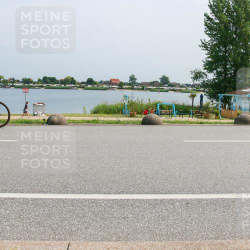 21.06.2025 - 27. Vierlanden-Triathlon H.Heesch http://msf.ph/oto/8016080 15.06.2025 11:55:55 Radfahren 699, 779, 786, 828 meine-sportfotos.de