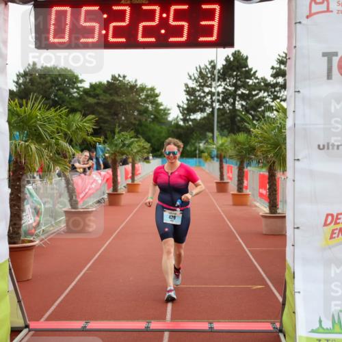 15.06.2025 - 7 Türme Triathlon Michael Strokosch http://msf.ph/oto/8016087 15.06.2025 15:22:52 Ziel 429 meine-sportfotos.de